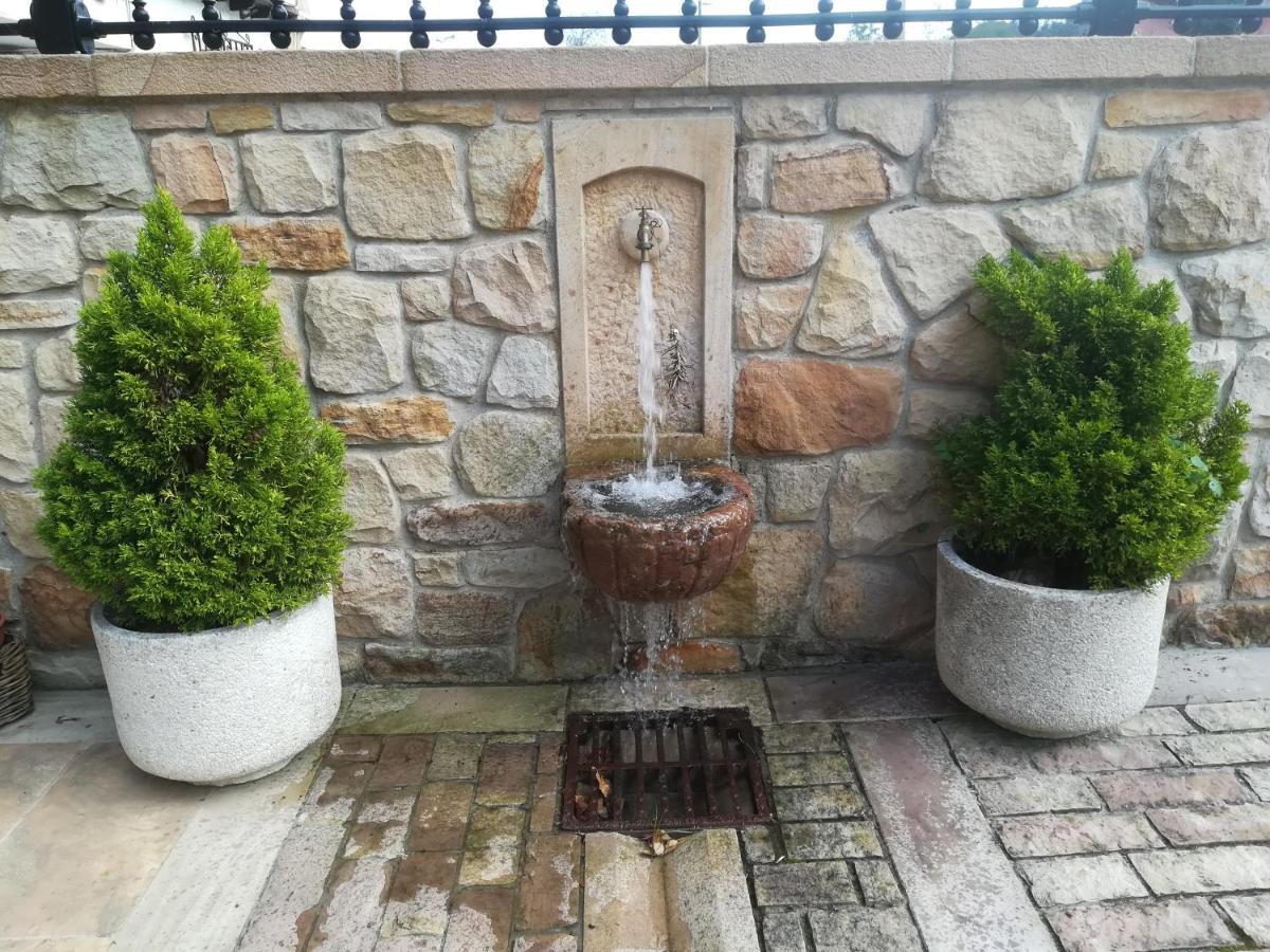 La Chimenea Cantabra Orena Exterior foto