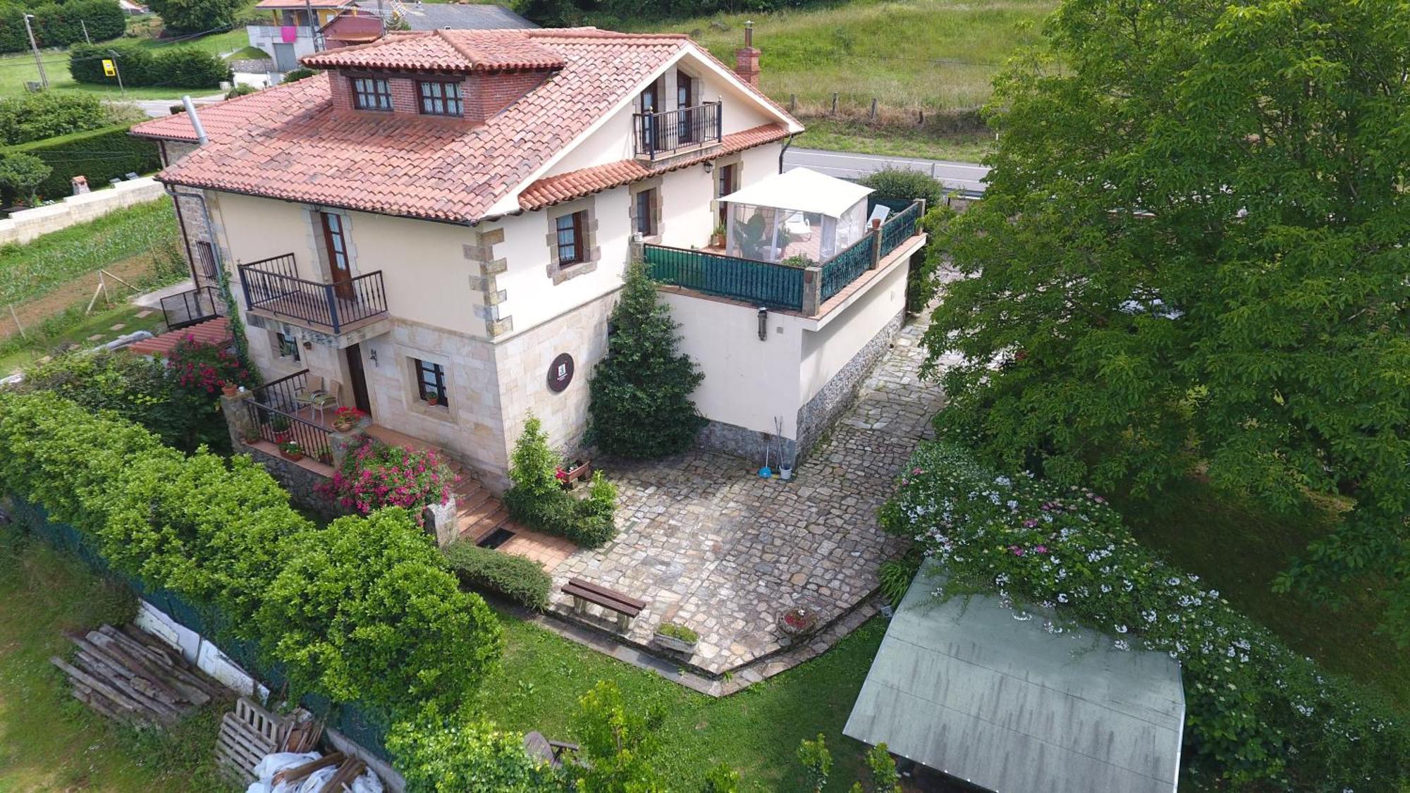 La Chimenea Cantabra Orena Exterior foto